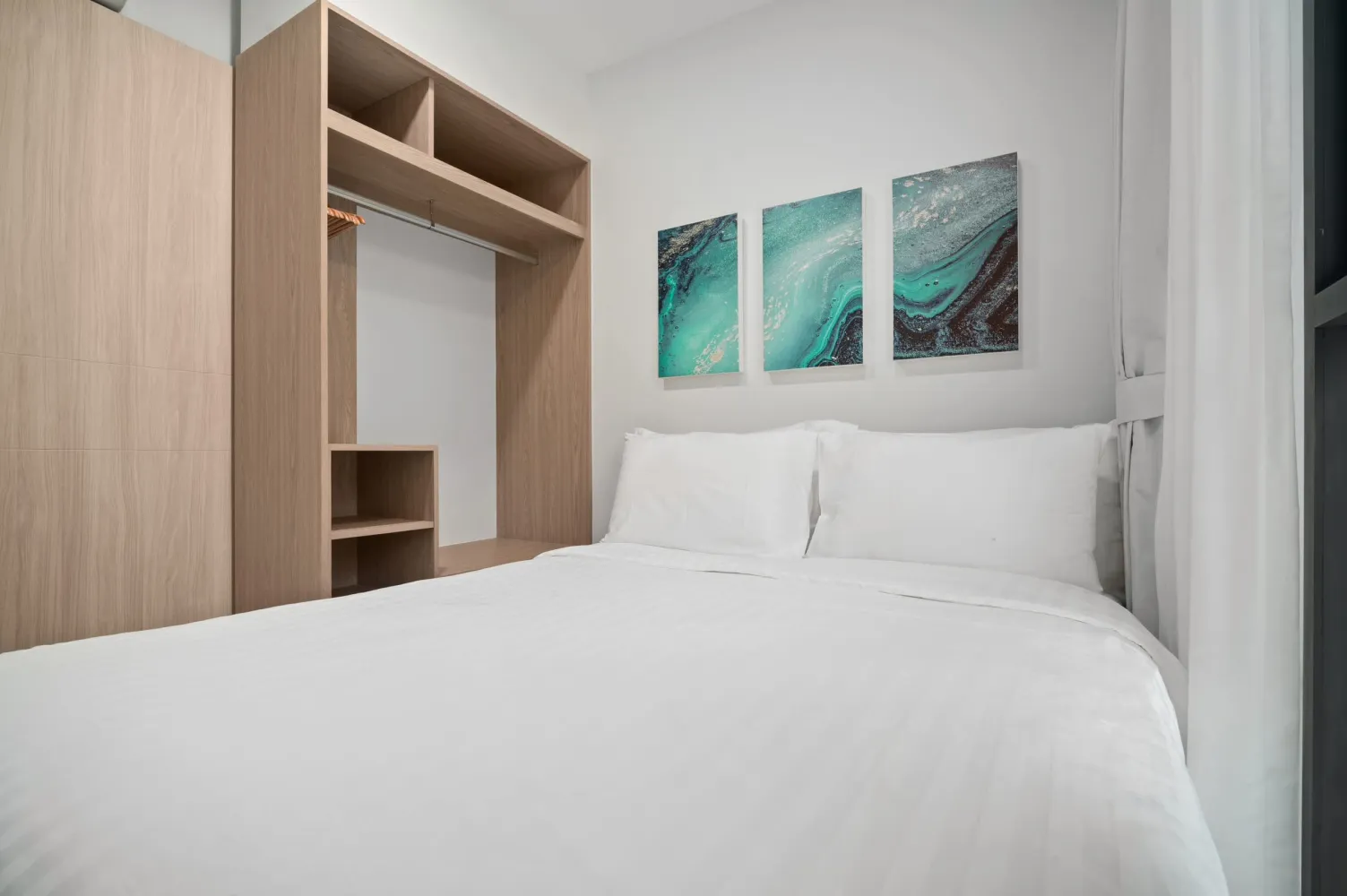Property image - full photo 10