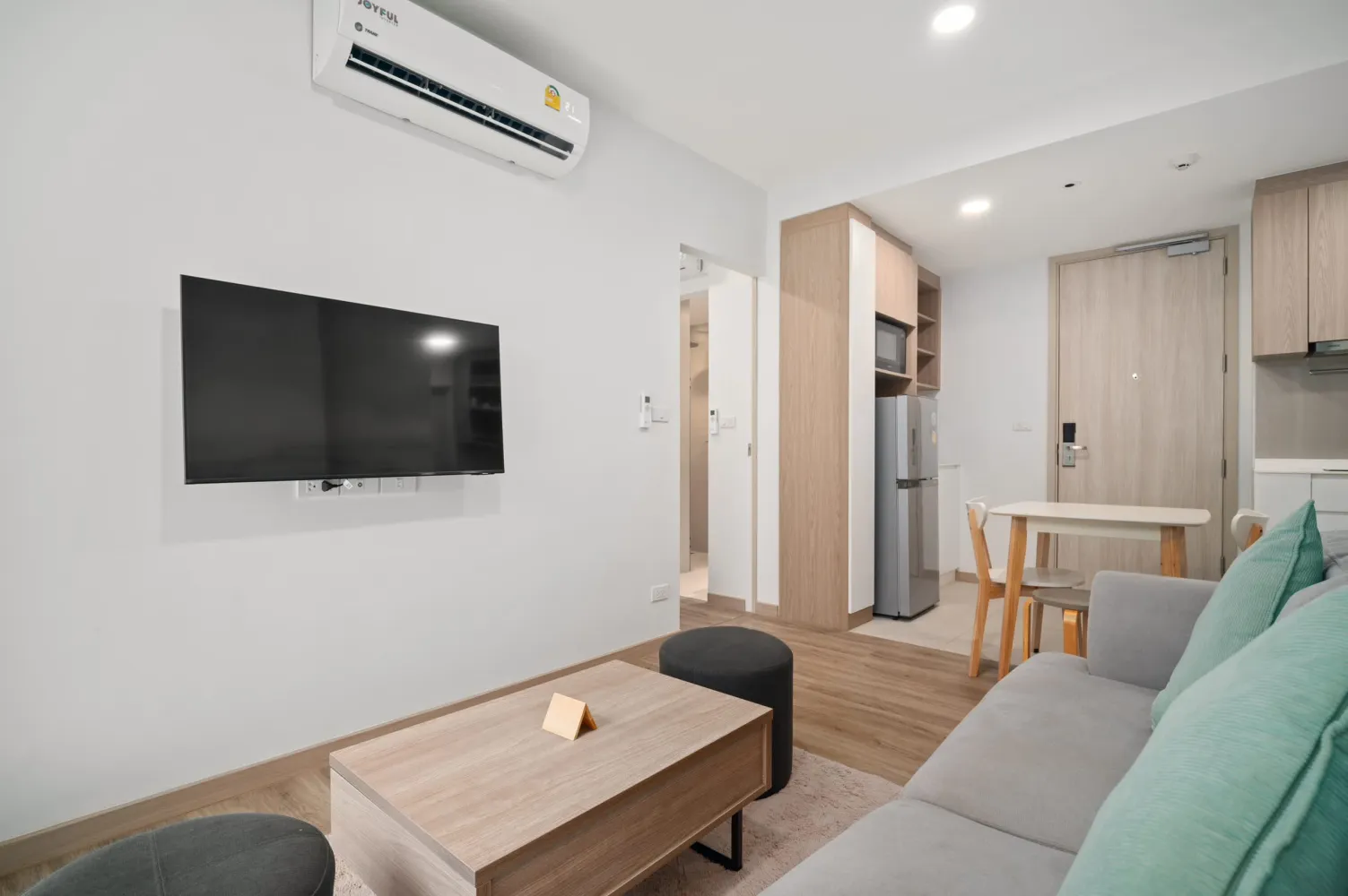 Property image - full photo 5