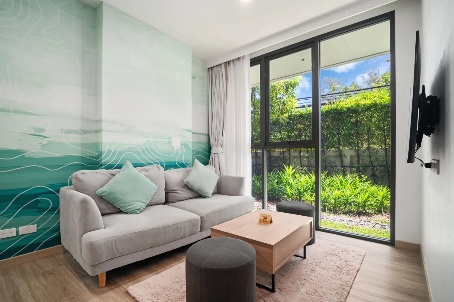 Property image - full photo 1