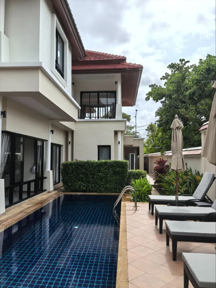 Property image - full photo 2