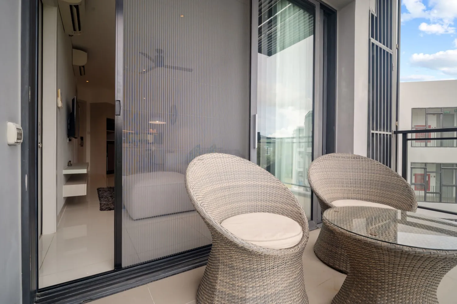 Property image - full photo 10