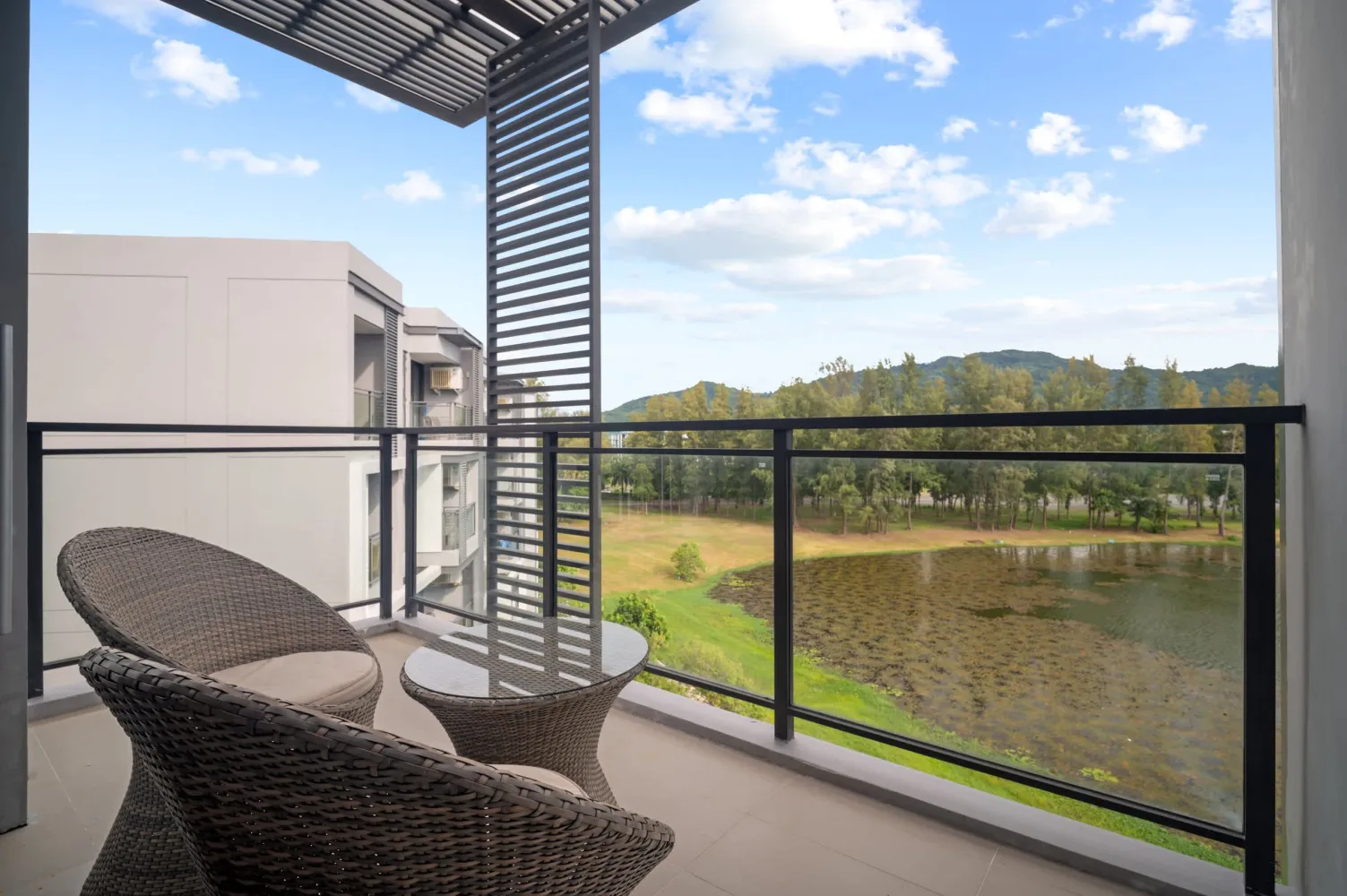 Property image - full photo 11