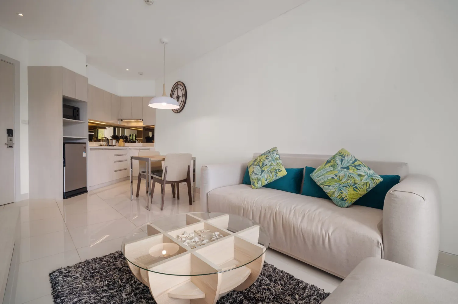 Property image - full photo 6