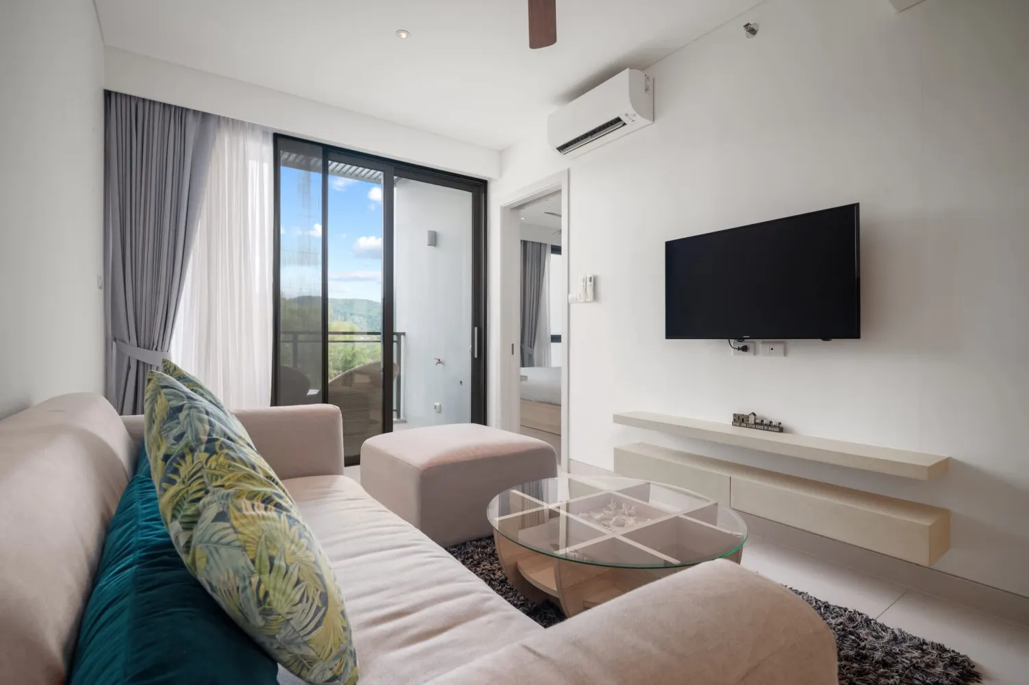 Property image - full photo 5