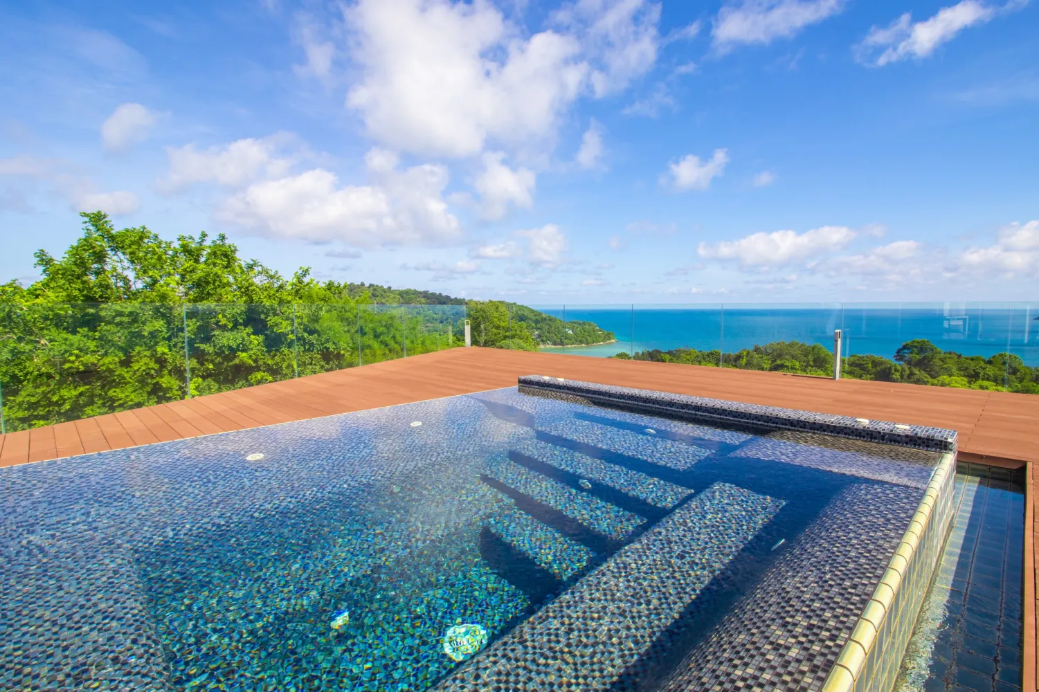 Property image - full photo 1