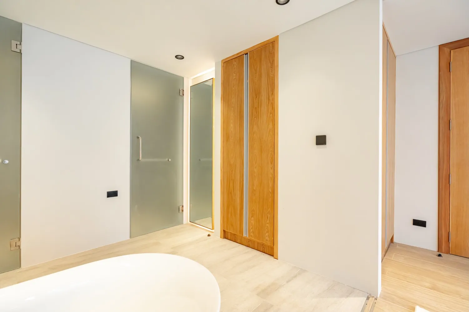 Property image - full photo 23