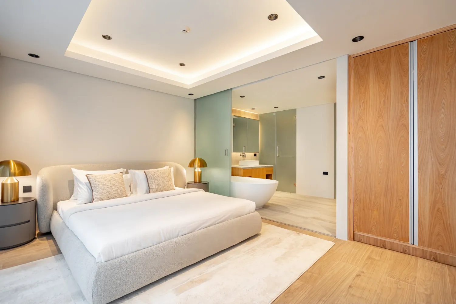 Property image - full photo 13