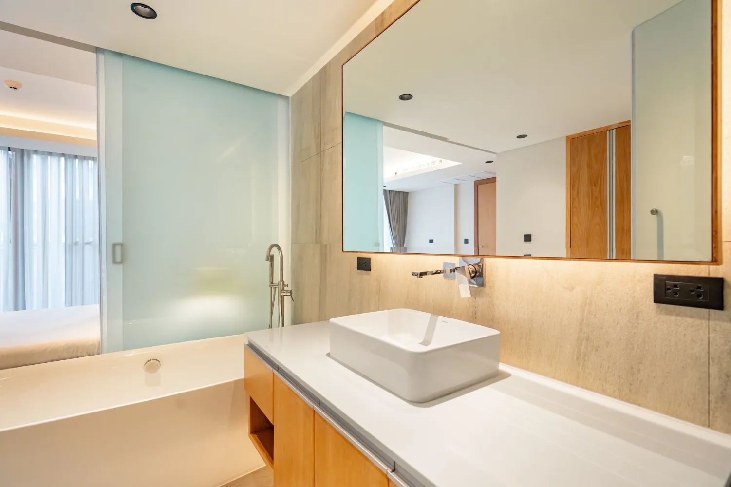 Property image - full photo 29