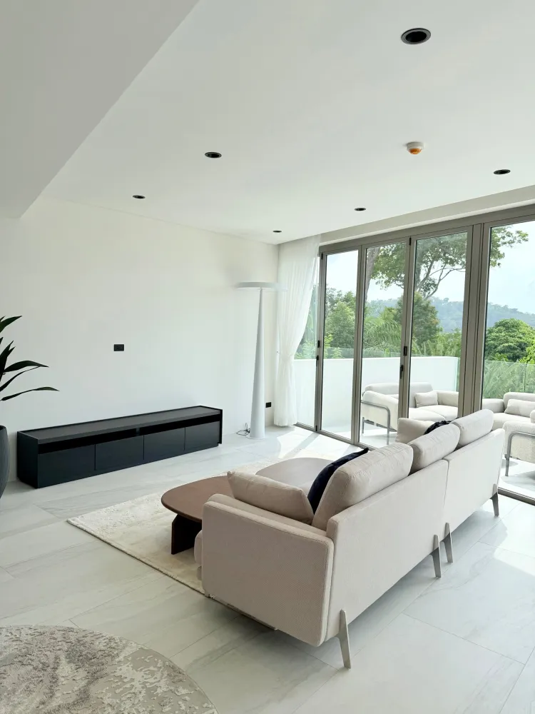 Property image - full photo 5