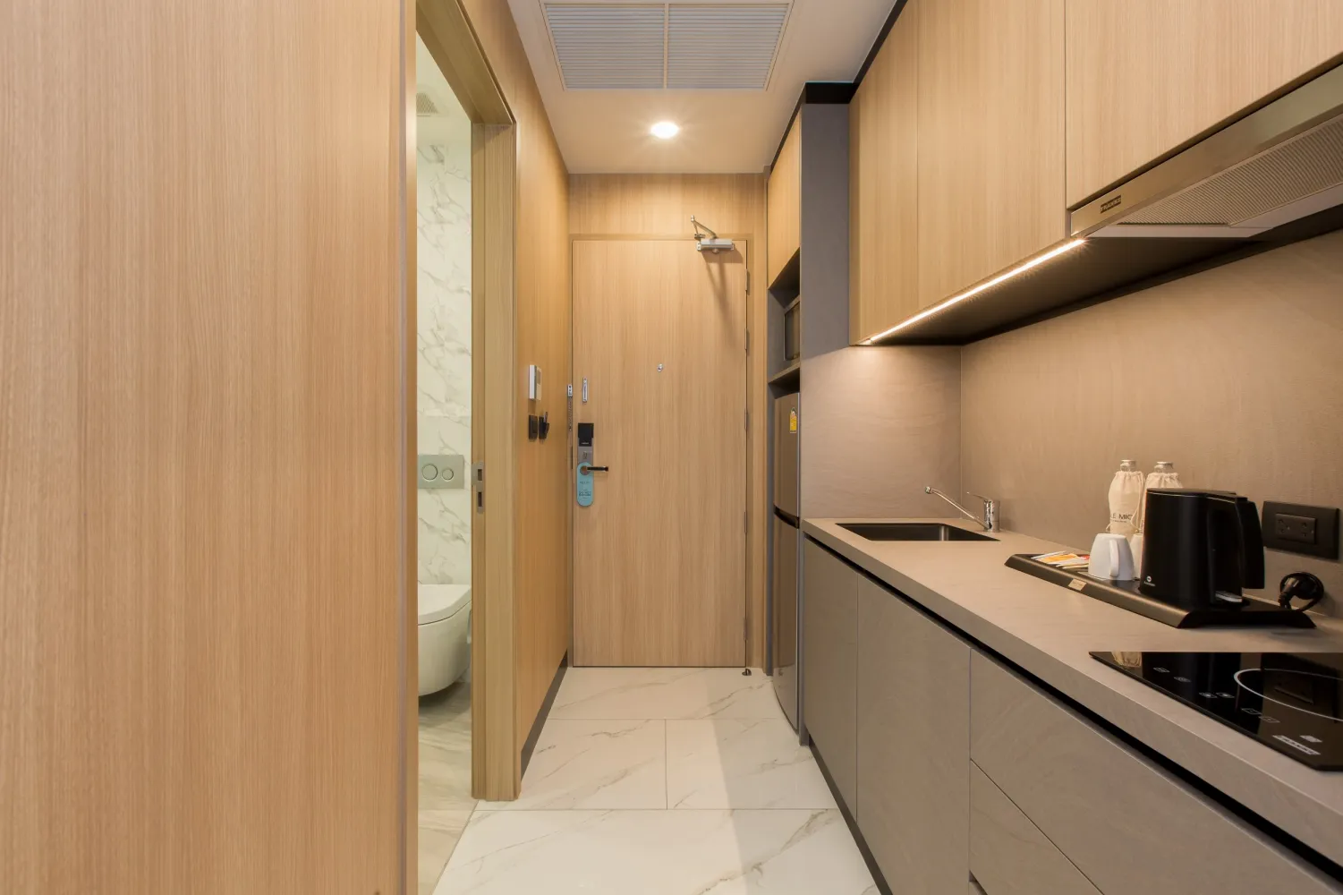 Property image - full photo 11