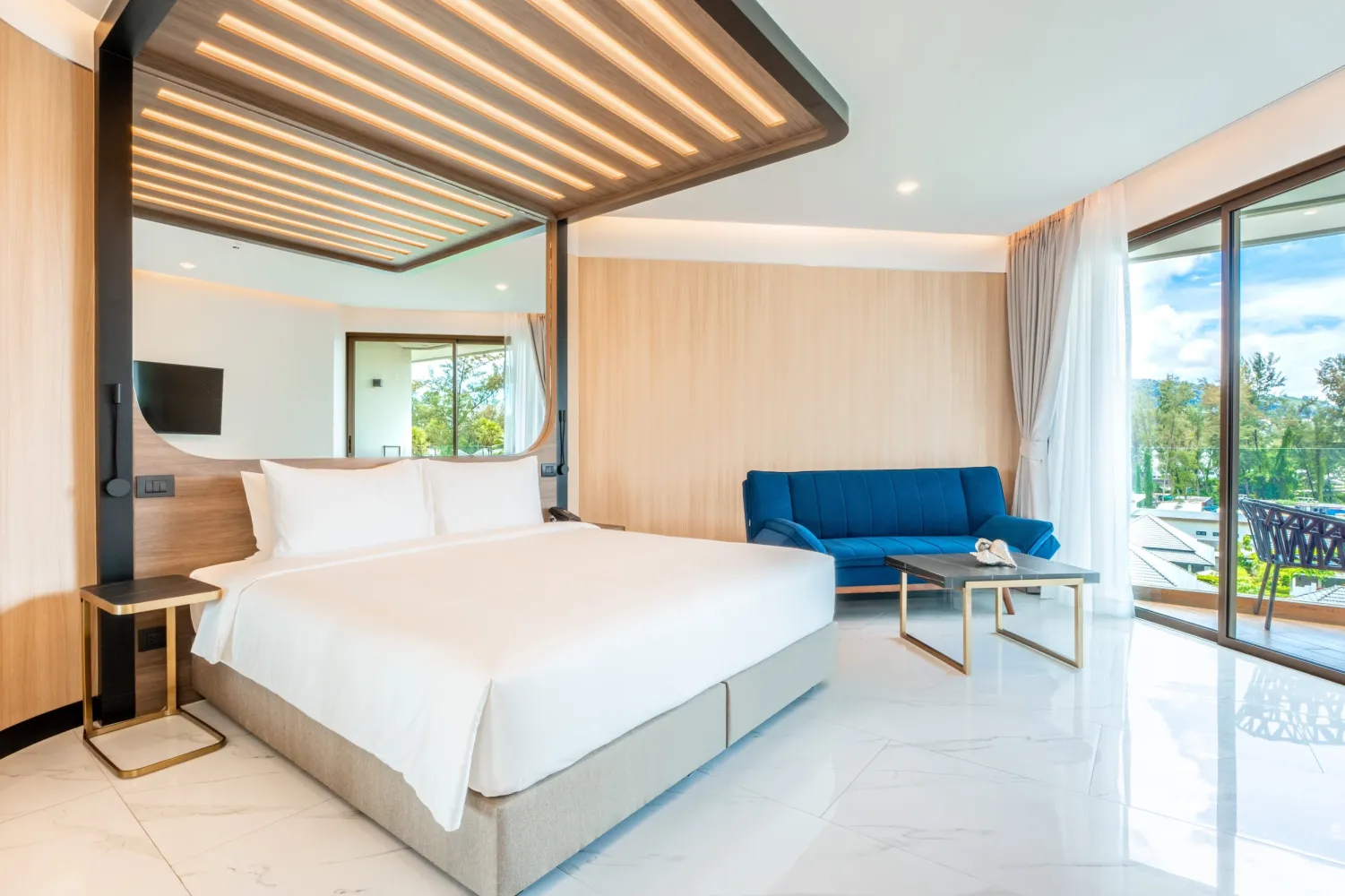 Property image - full photo 2