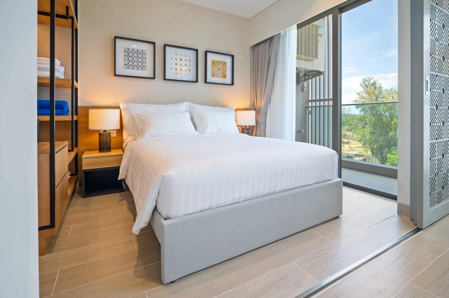 Property image - full photo 2