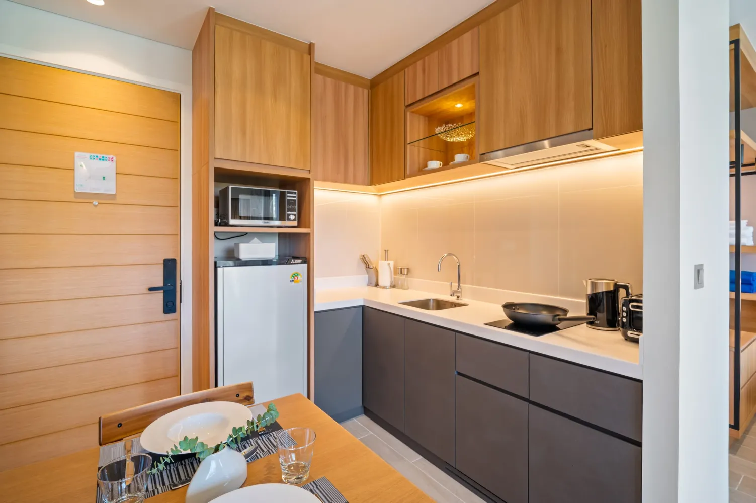 Property image - full photo 3