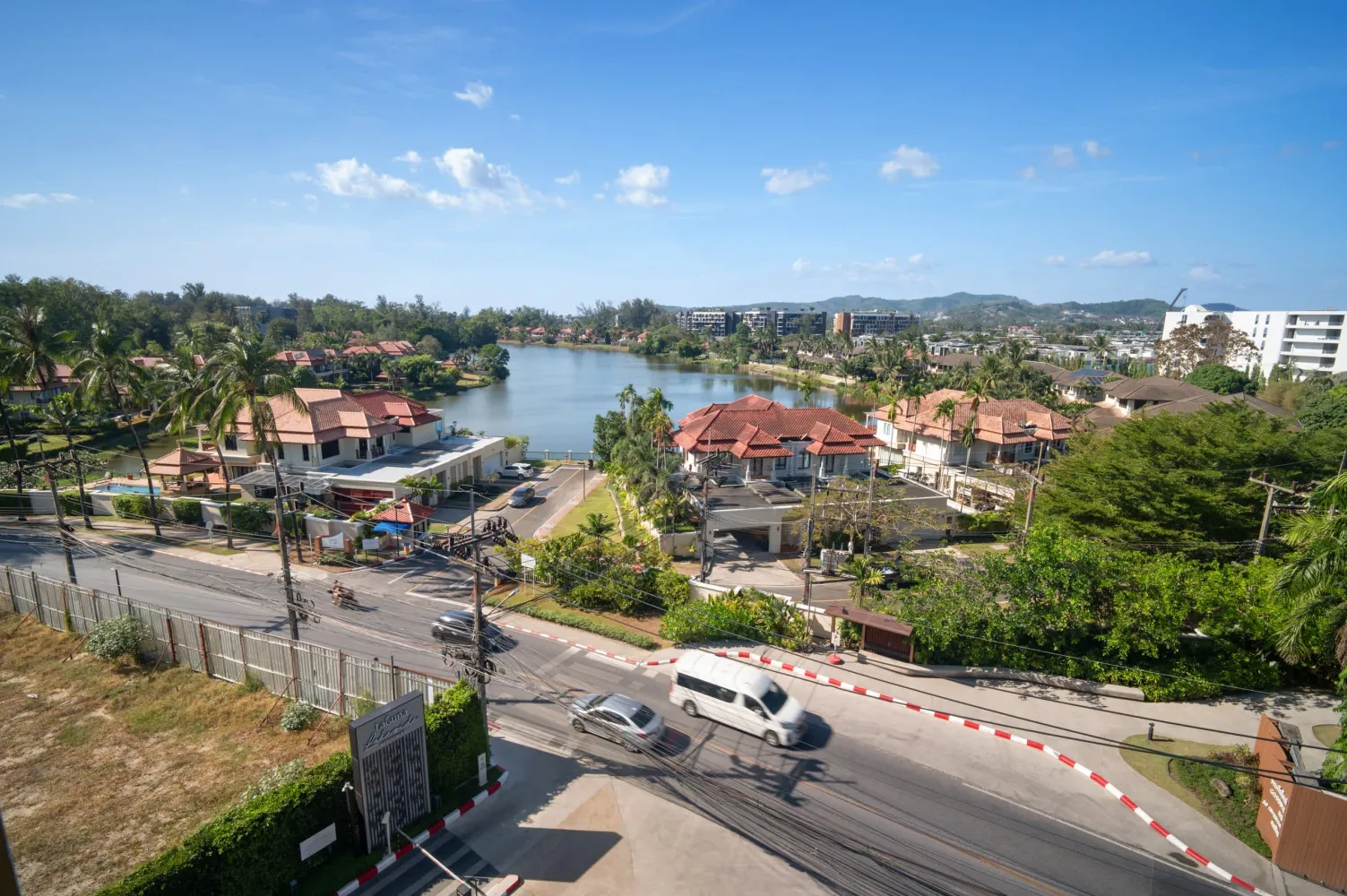 Property image - full photo 10