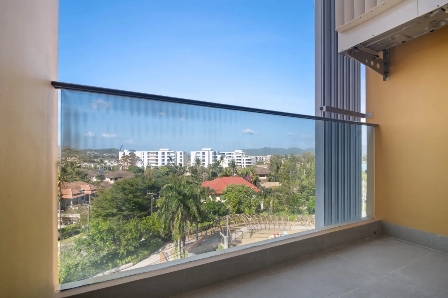 Property image - full photo 8