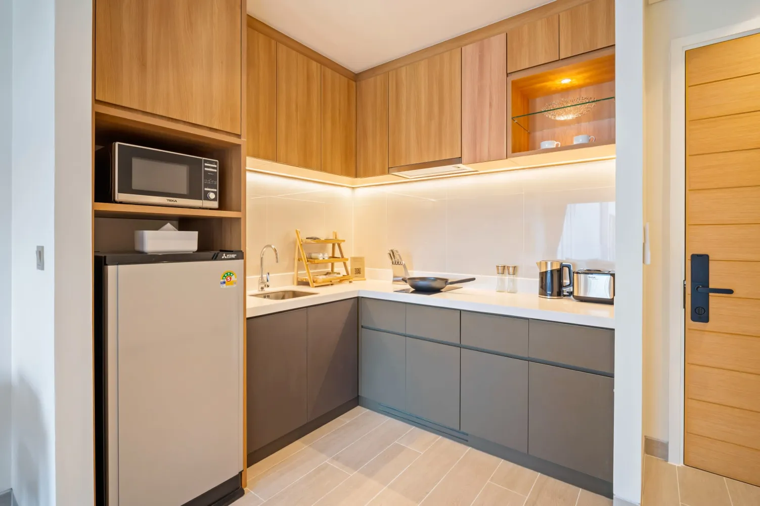 Property image - full photo 5