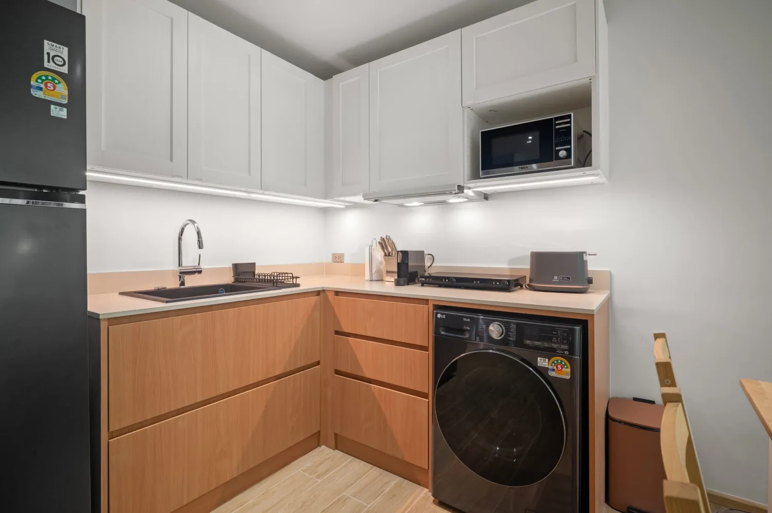 Property image - full photo 5