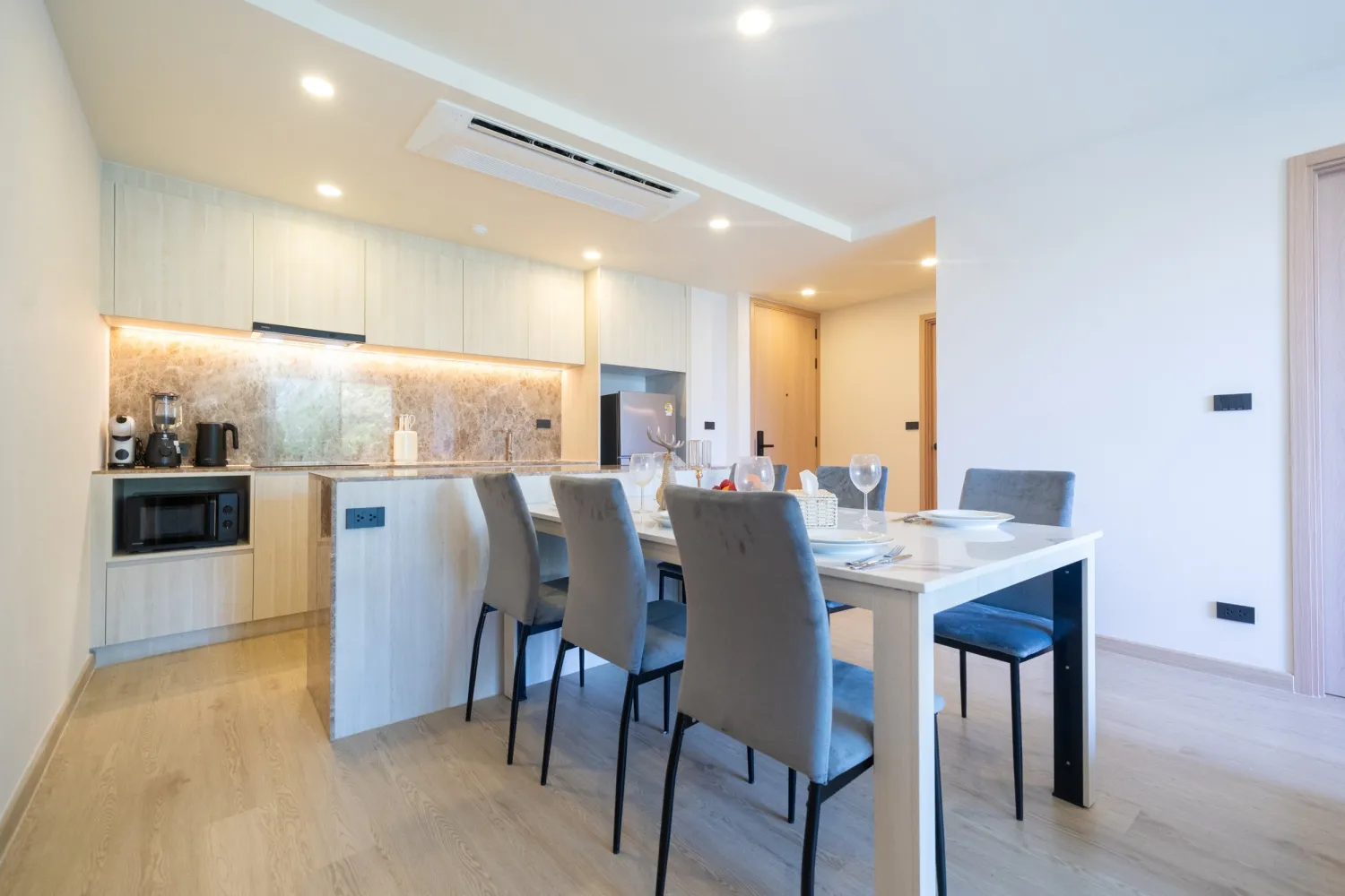 Property image - full photo 1