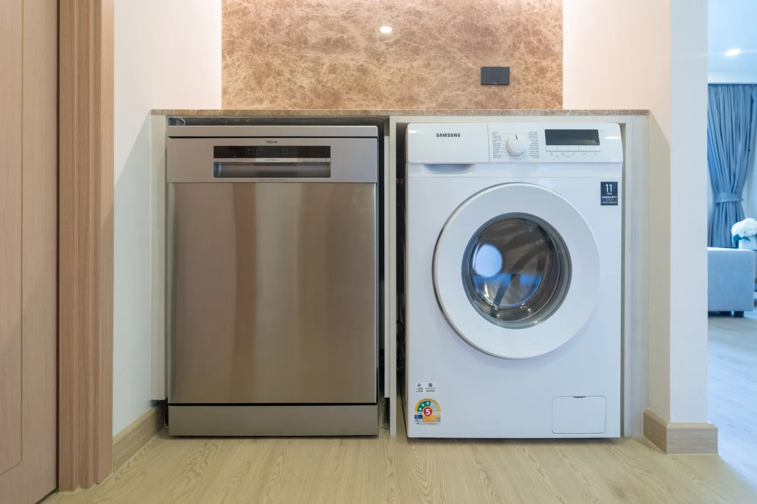 Property image - full photo 47