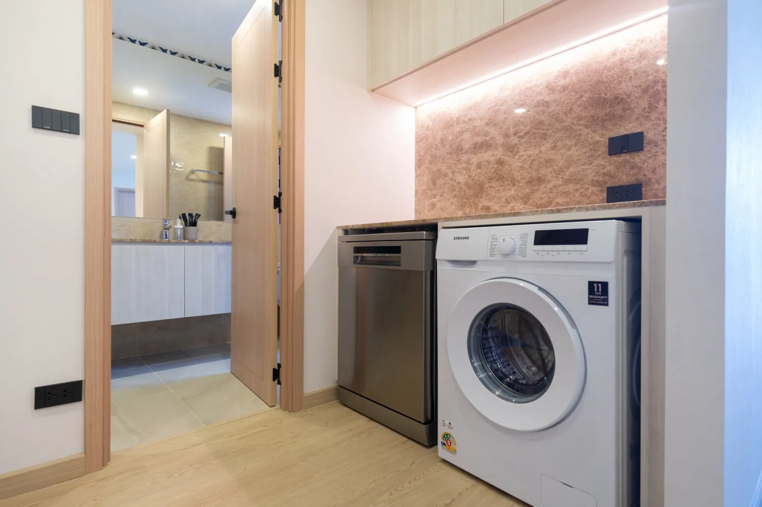 Property image - full photo 46