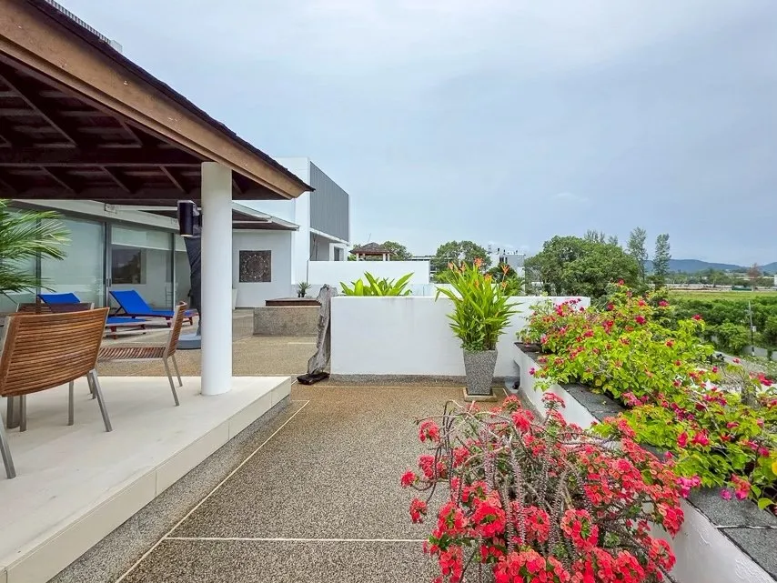 Property image - full photo 8