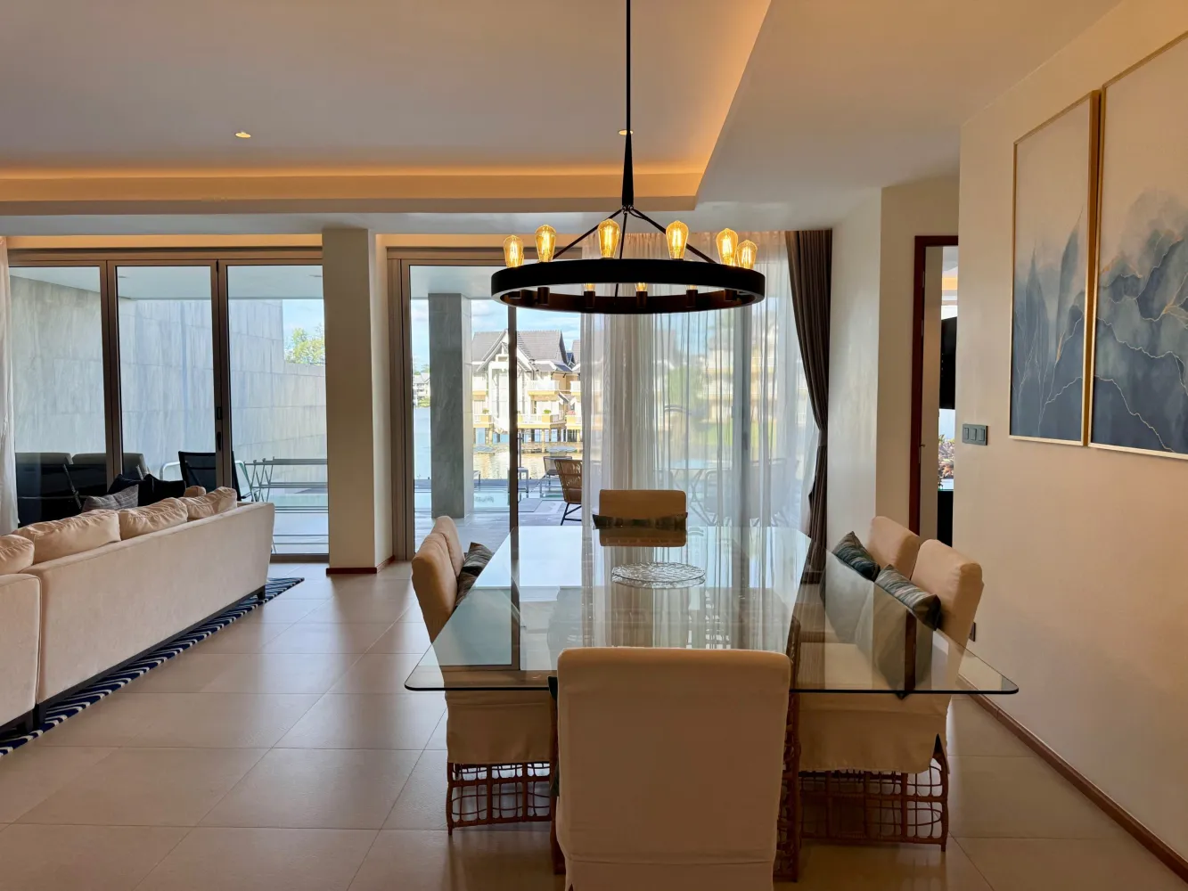 Property image - full photo 5
