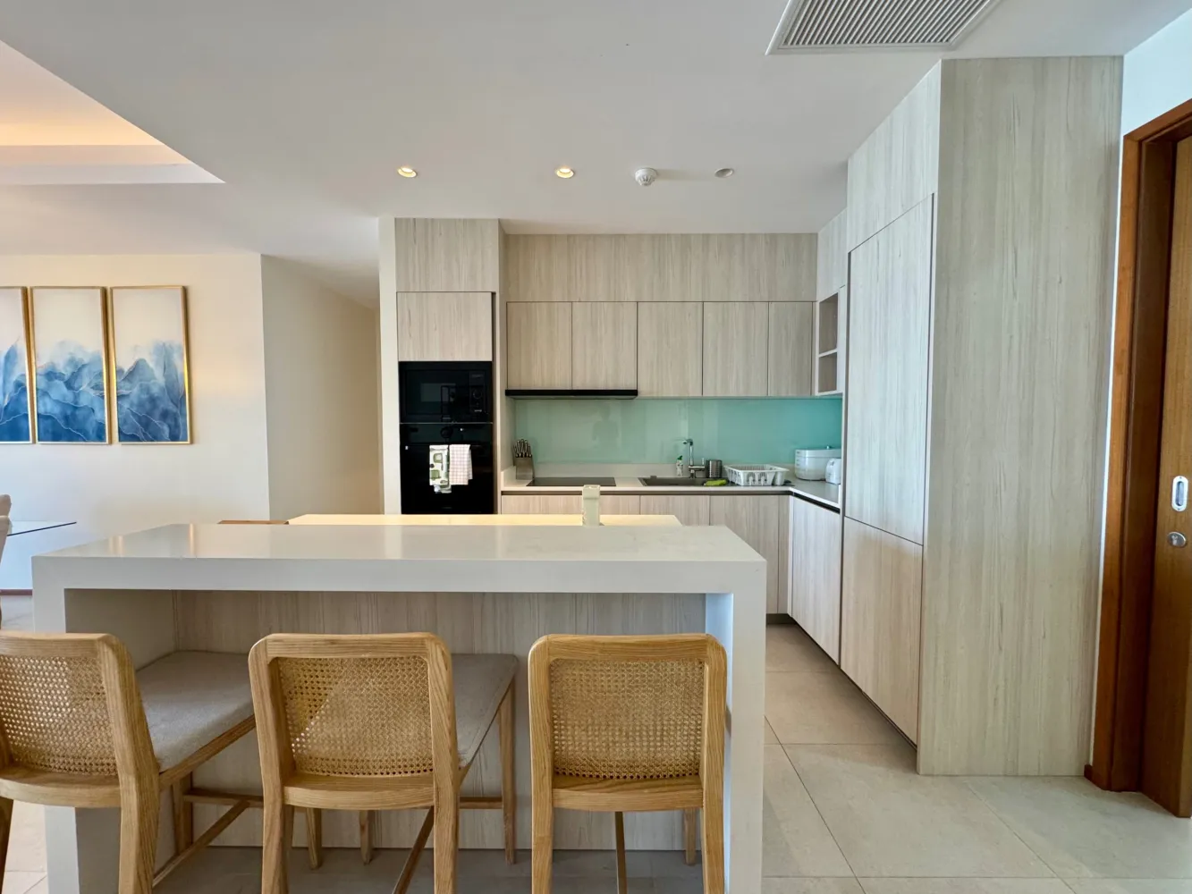 Property image - full photo 6