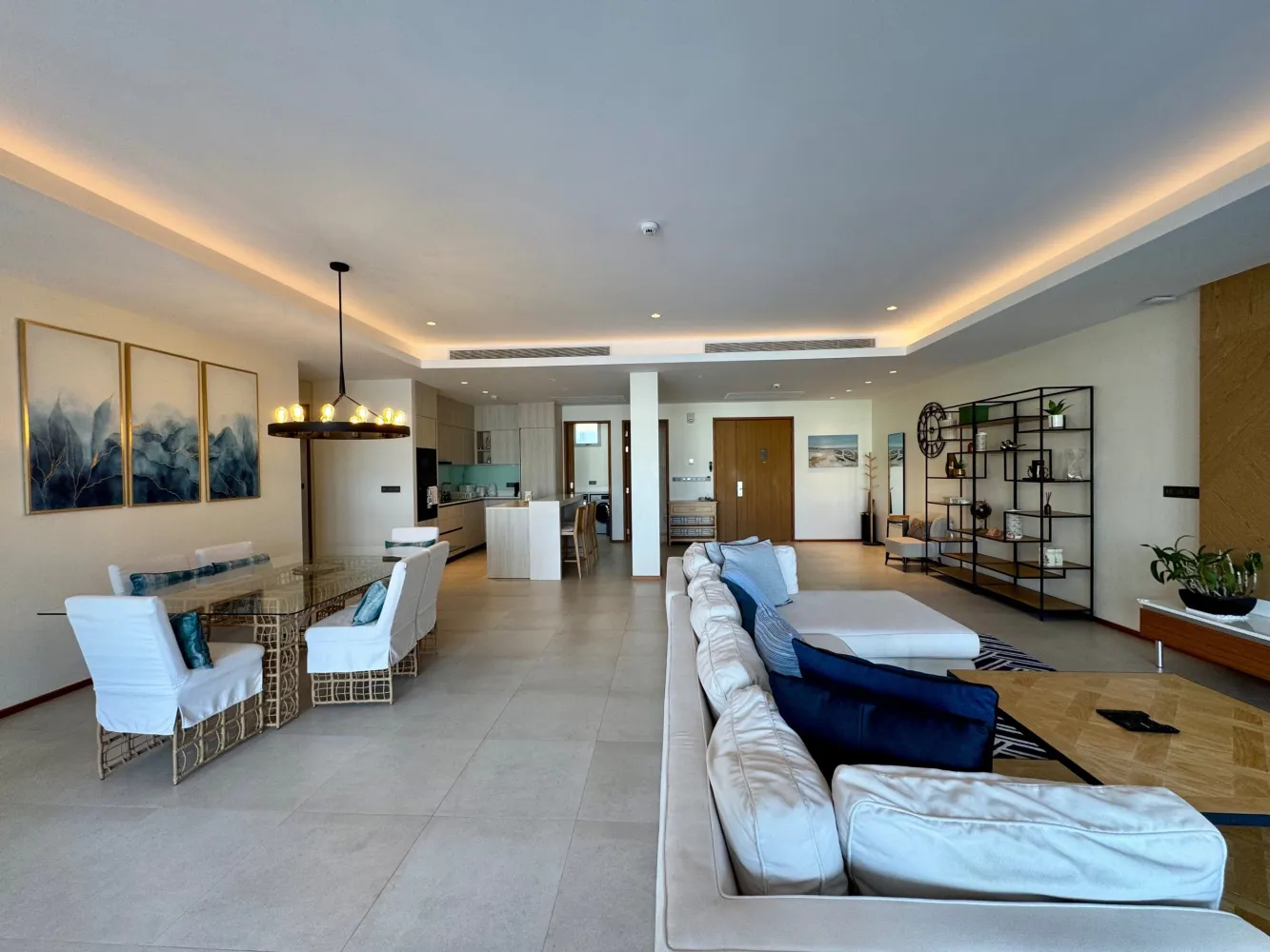 Property image - full photo 4