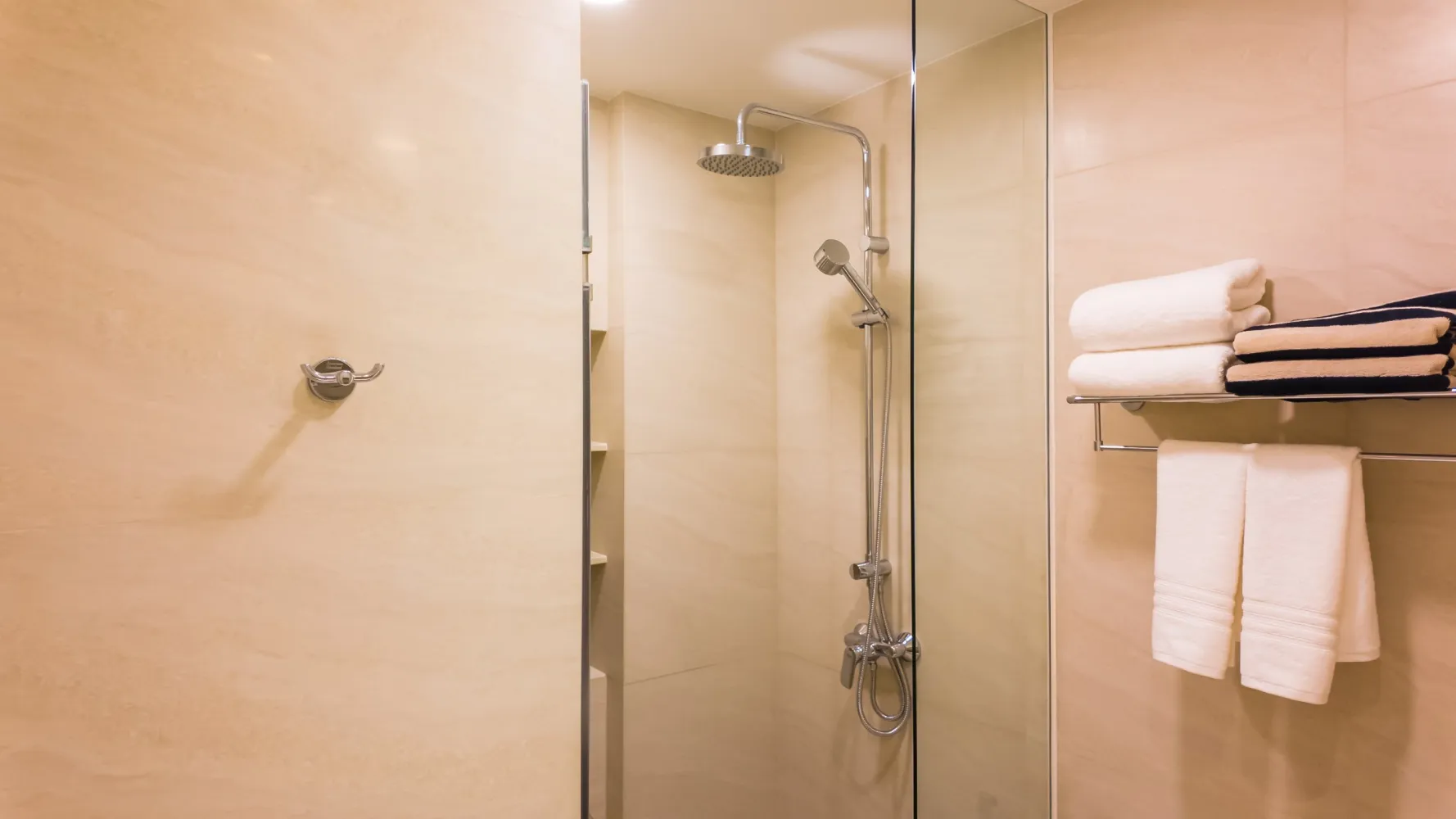 Property image - full photo 21