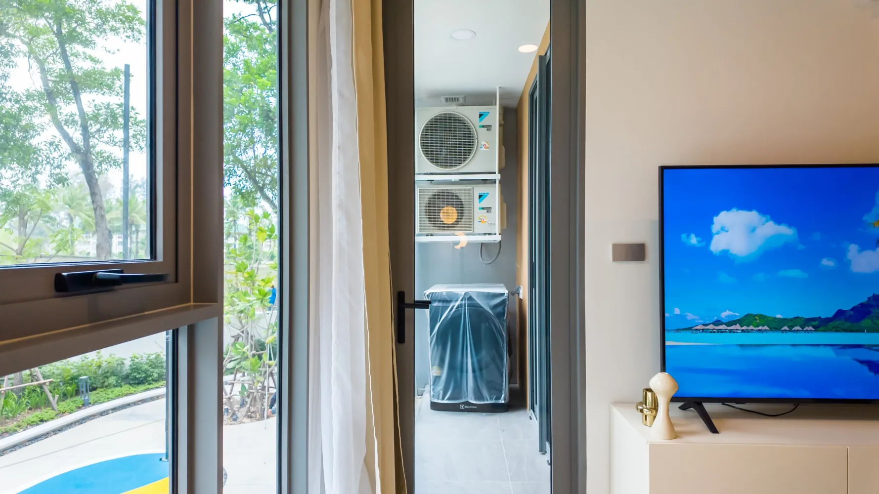 Property image - full photo 26