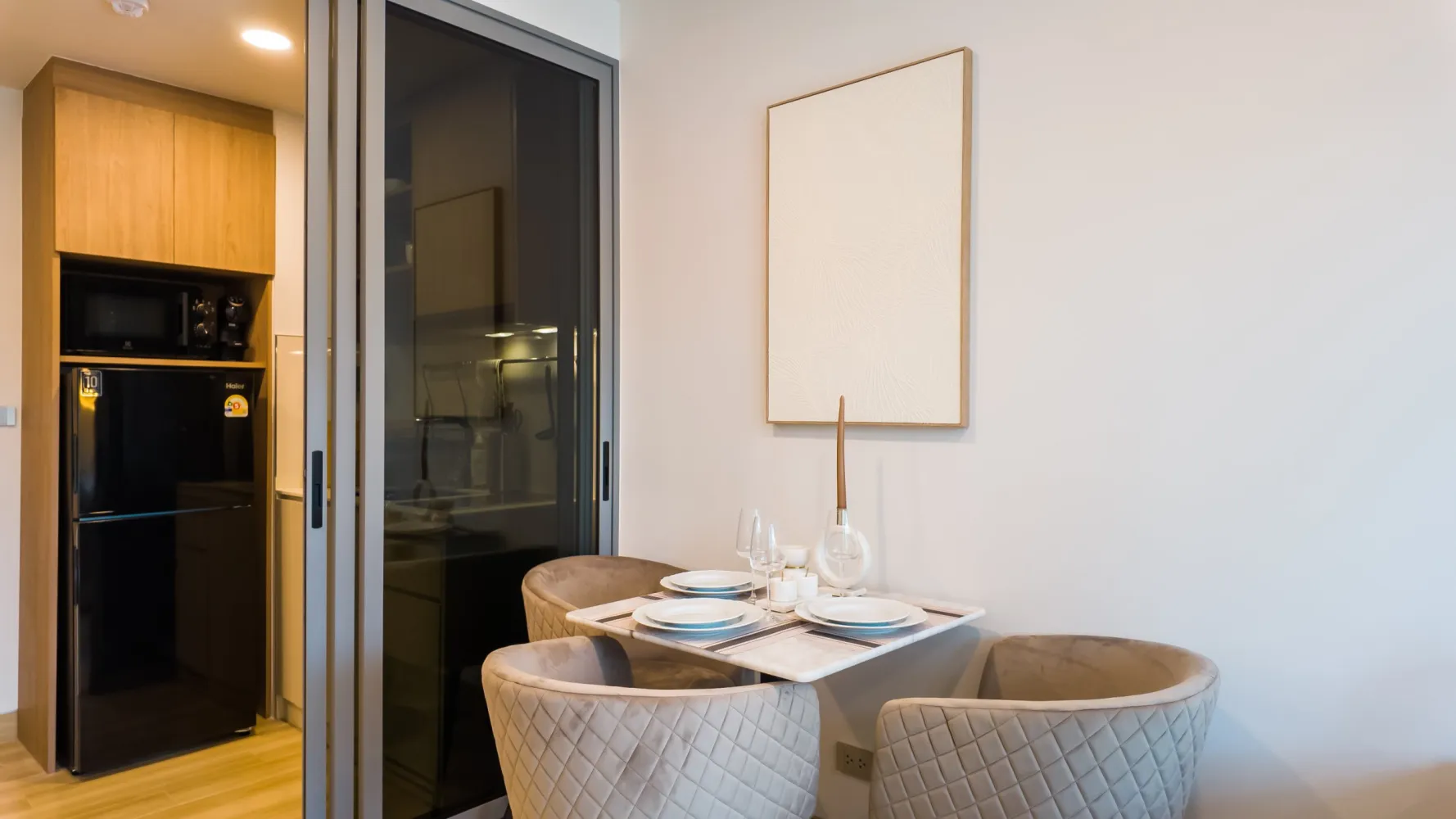 Property image - full photo 3