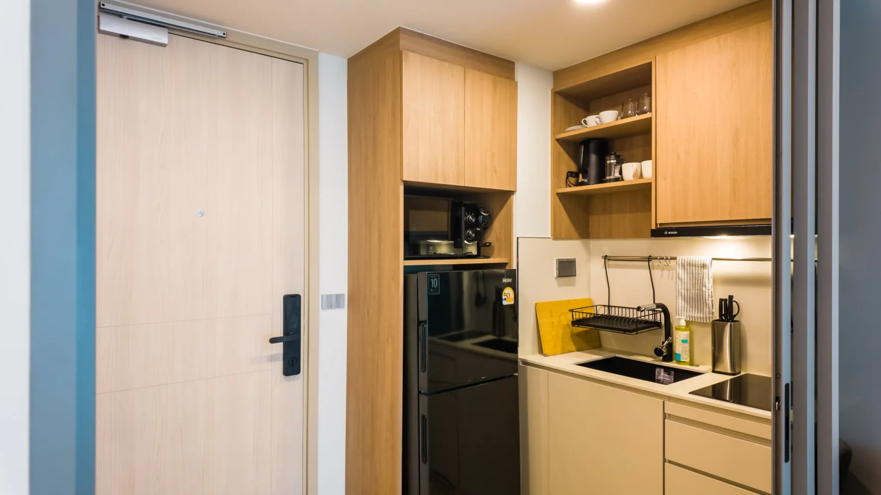 Property image - full photo 10
