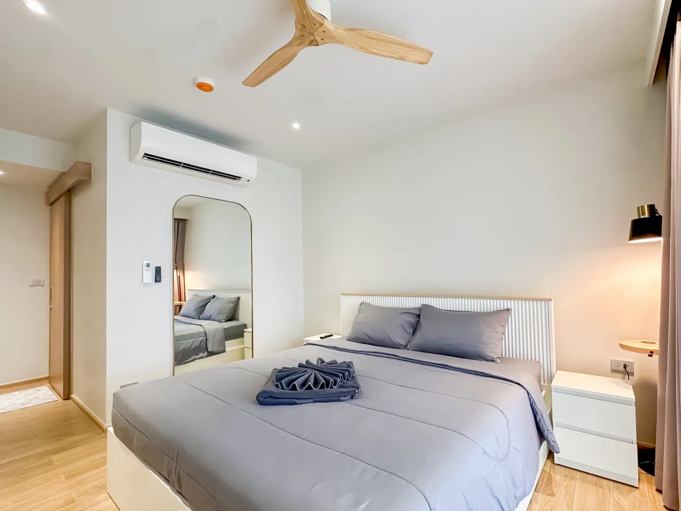 Property image - full photo 15