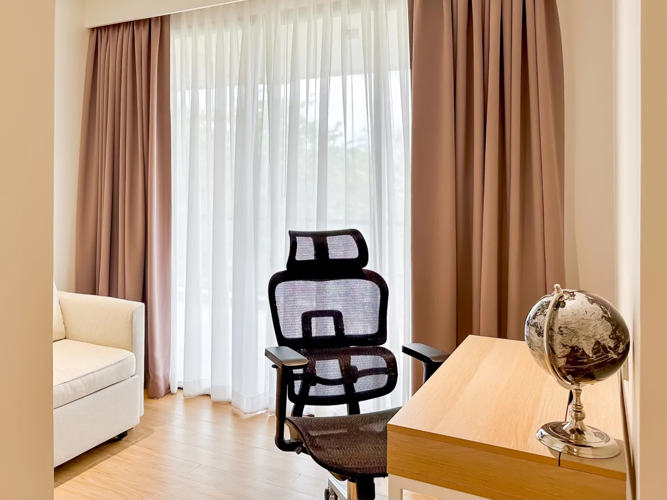 Property image - full photo 10