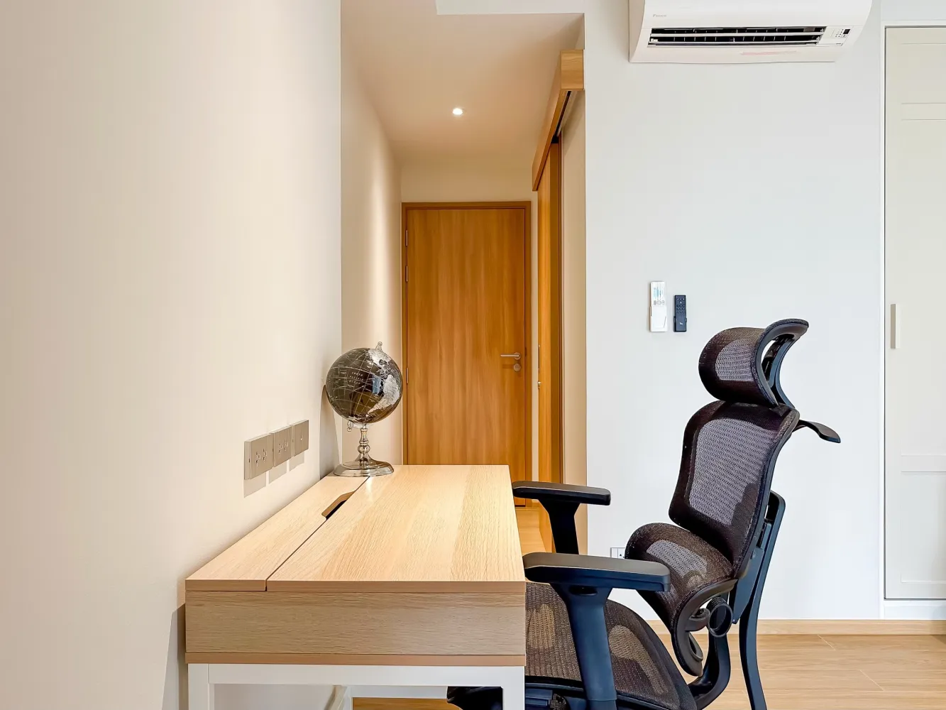 Property image - full photo 11