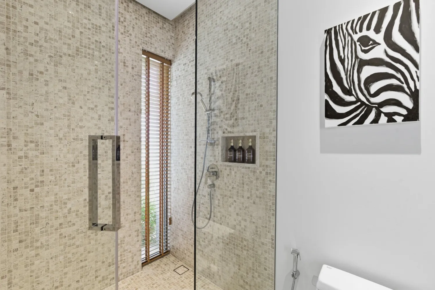Property image - full photo 31