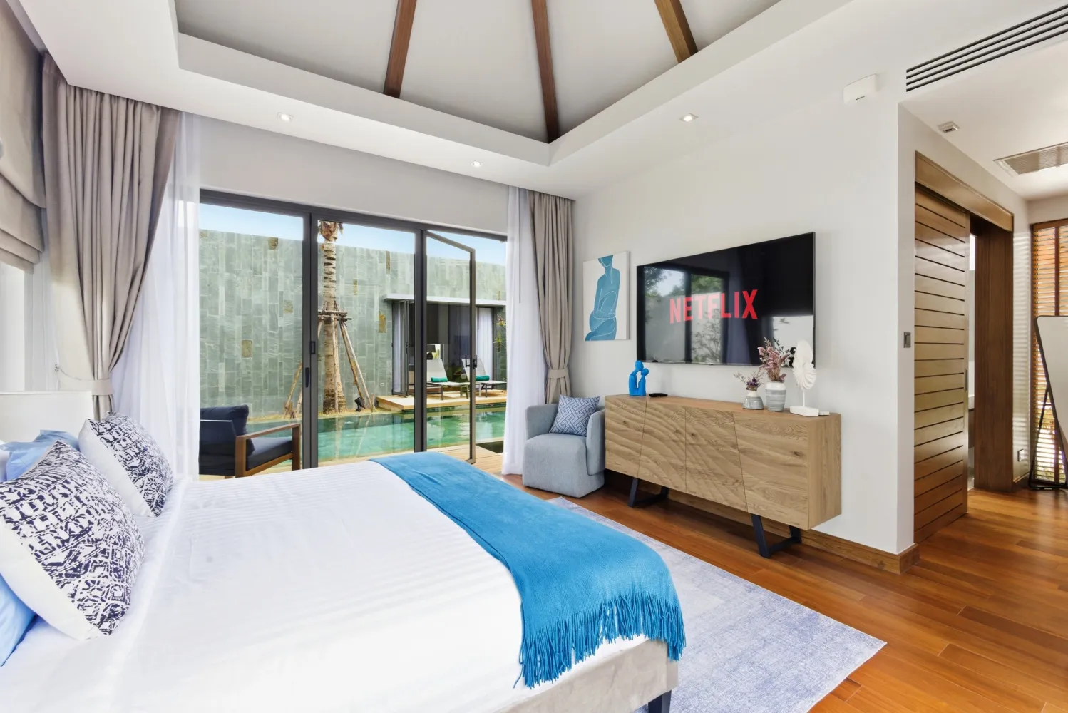 Property image - full photo 18
