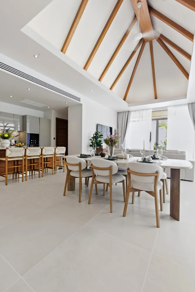 Property image - full photo 10