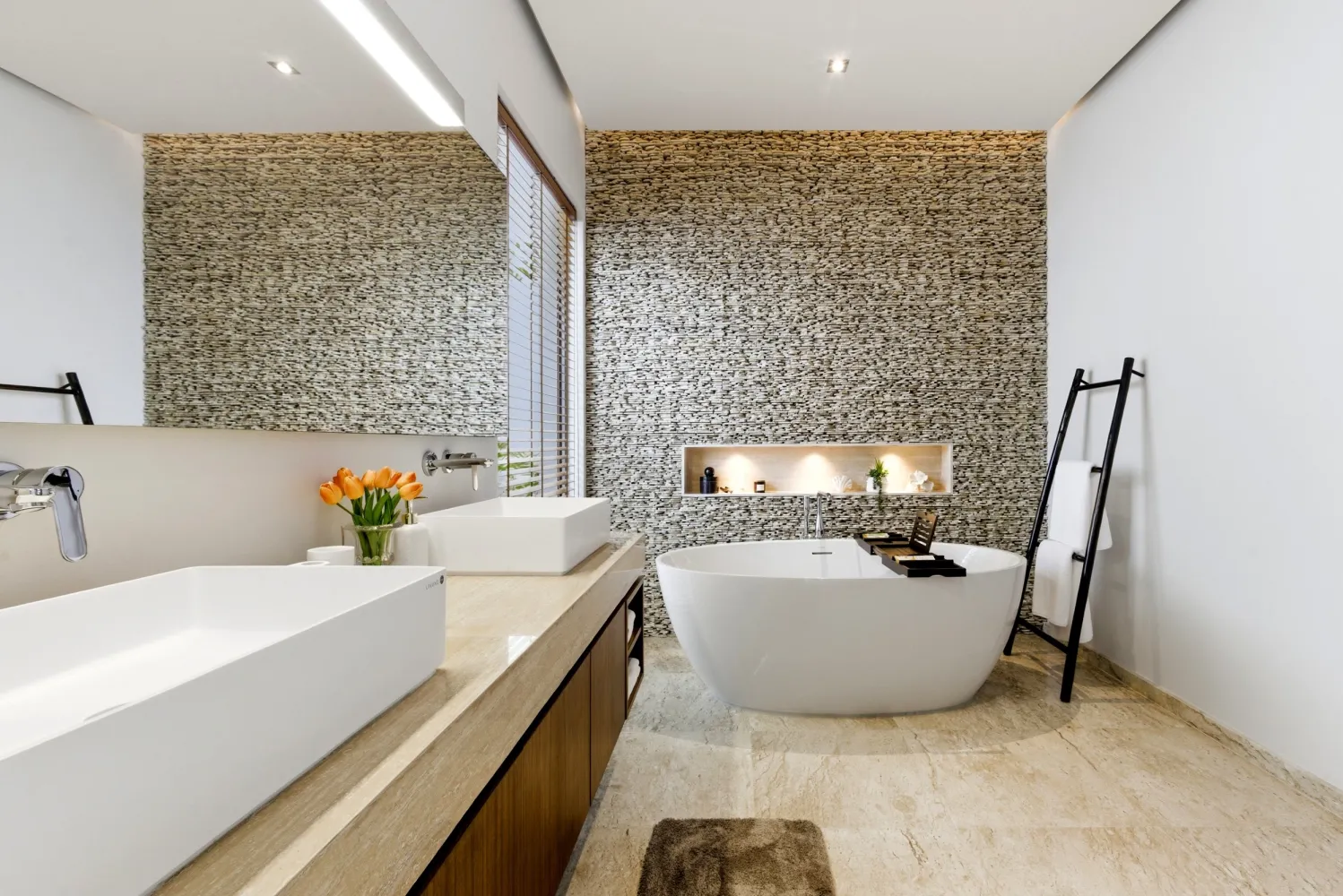 Property image - full photo 39