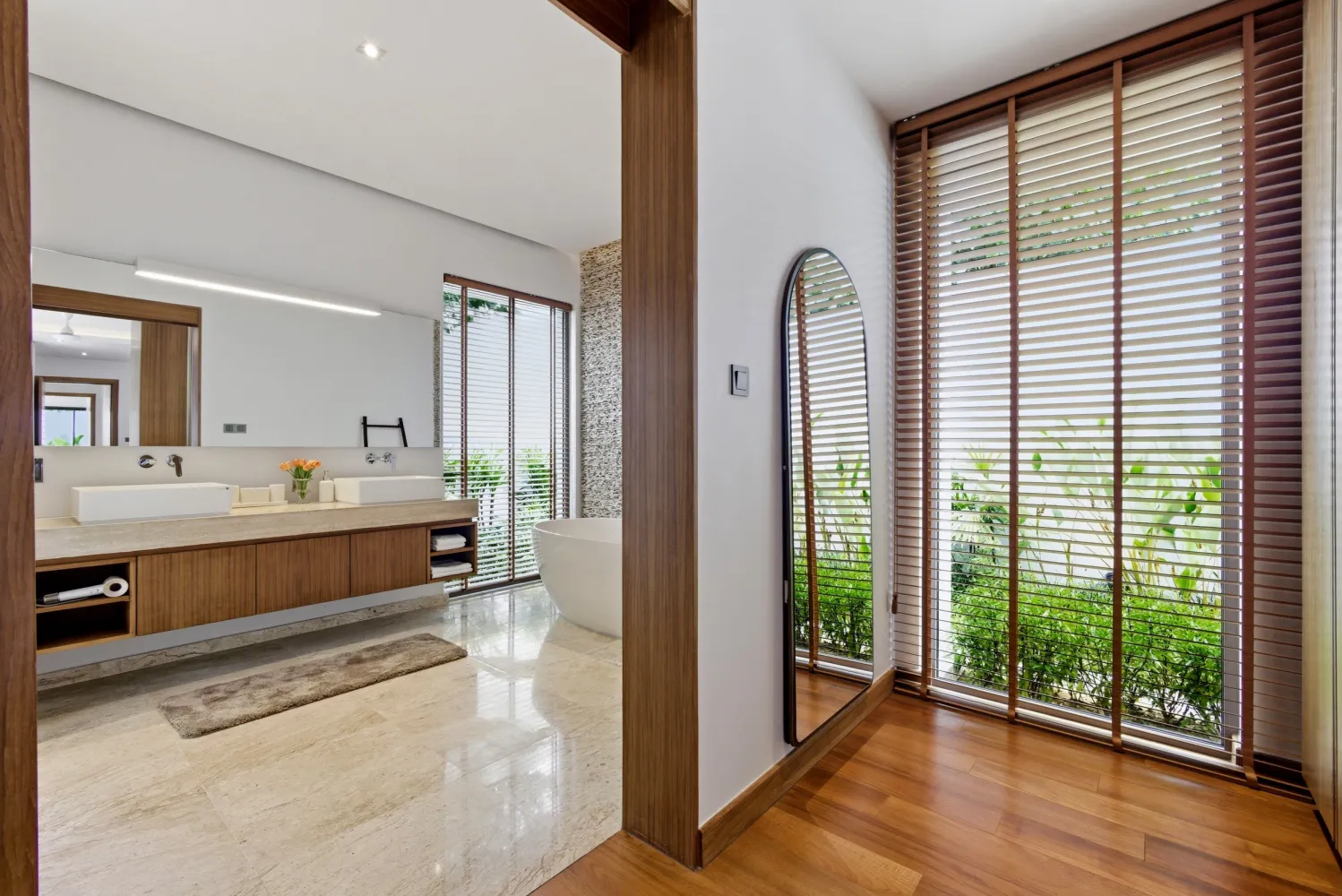 Property image - full photo 42
