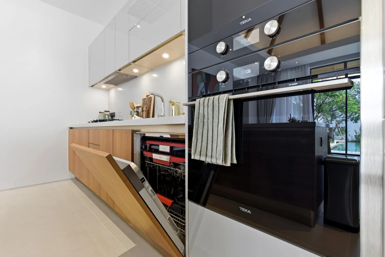 Property image - full photo 49