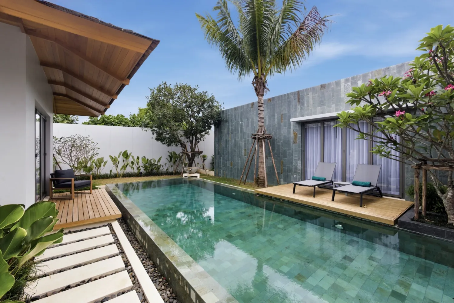 Property image - full photo 58