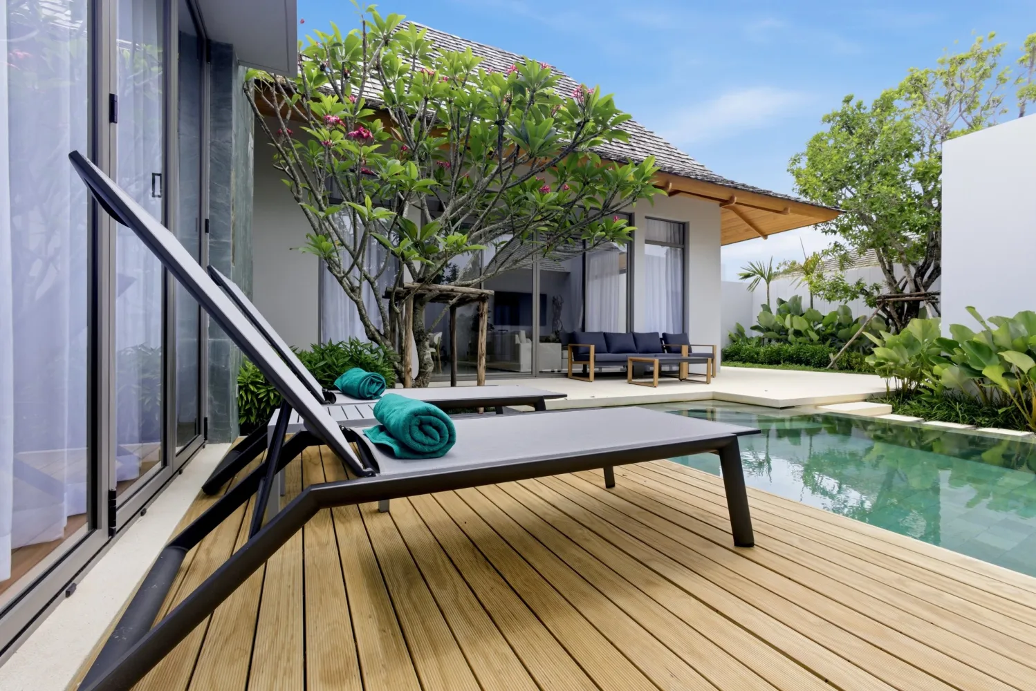 Property image - full photo 65