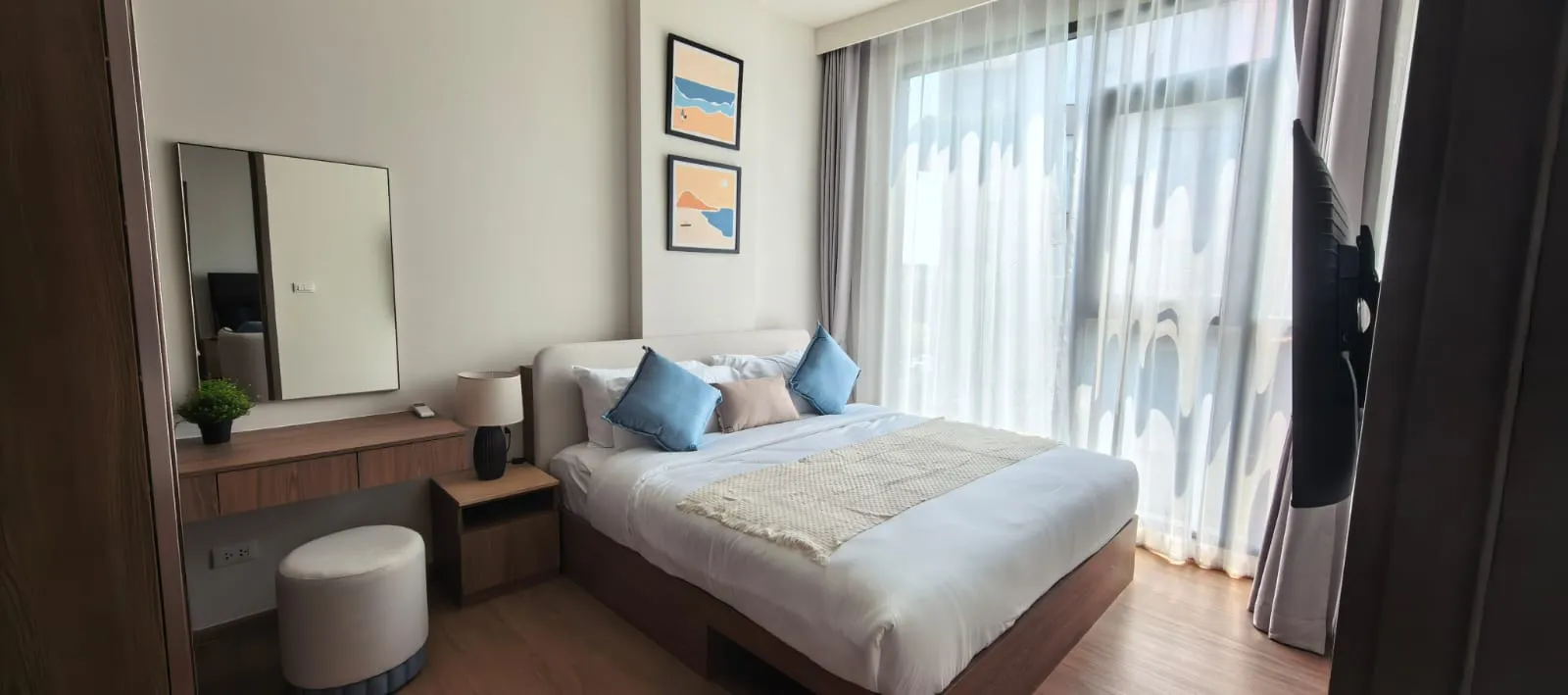Property image - full photo 5