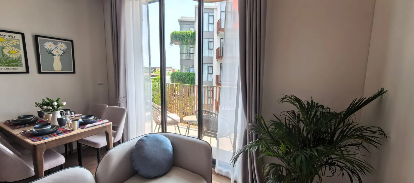Property image - full photo 4