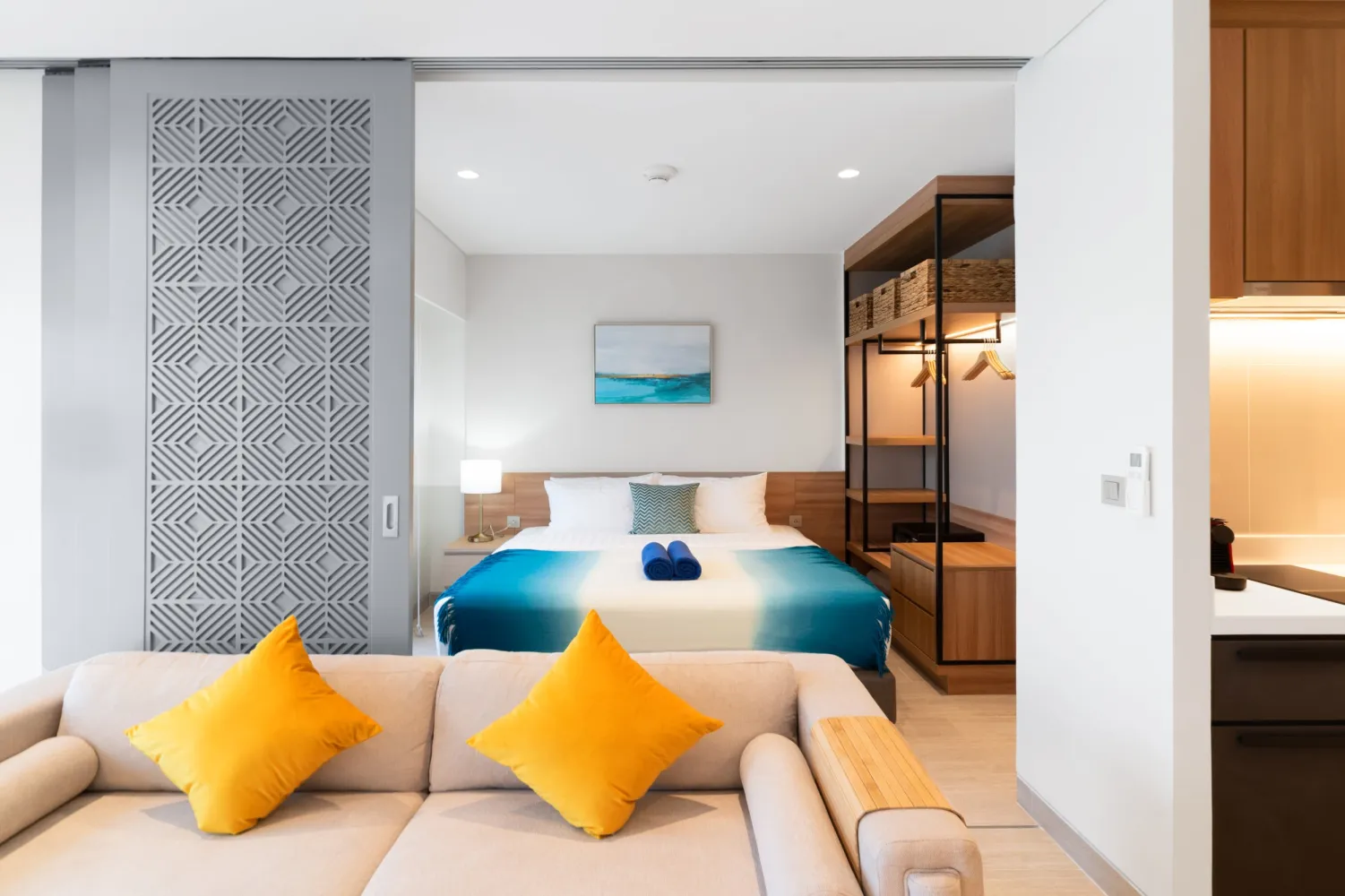 Property image - full photo 2