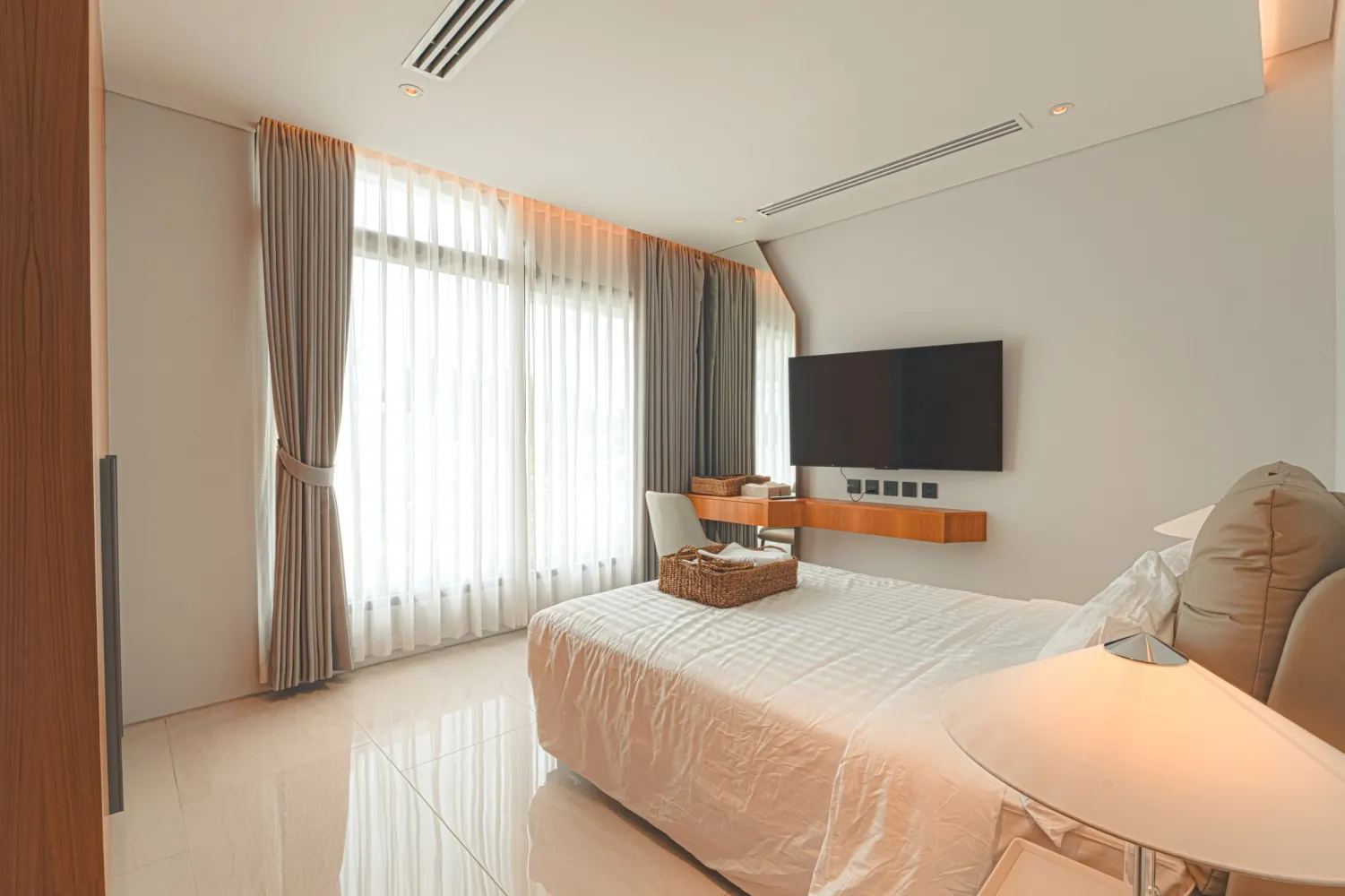 Property image - full photo 46