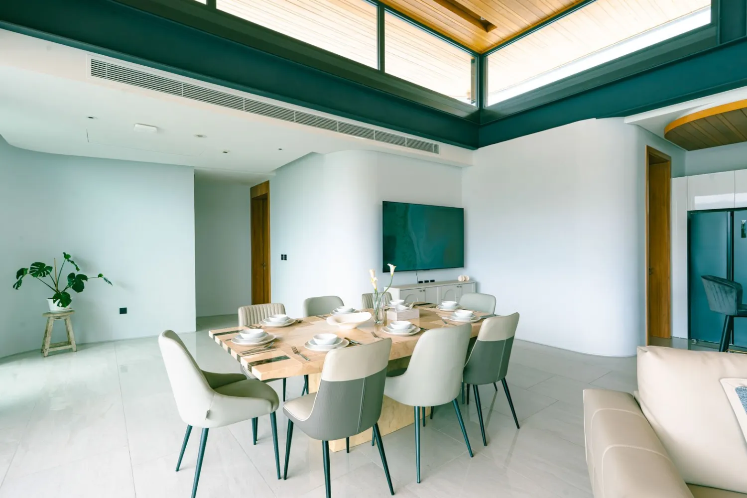 Property image - full photo 18