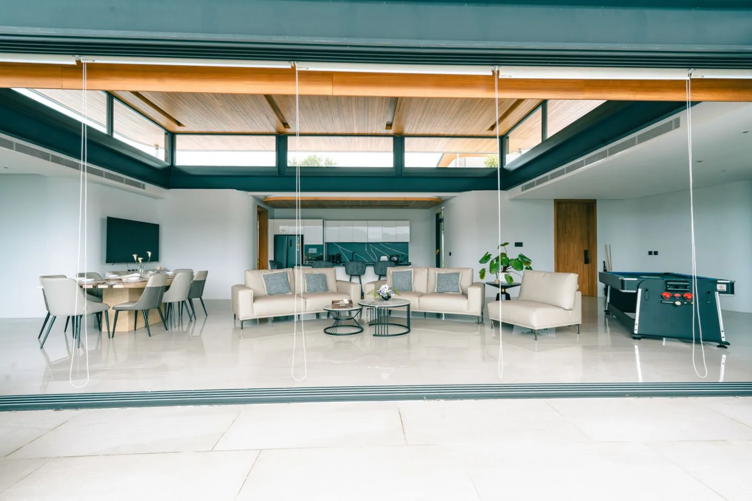 Property image - full photo 10