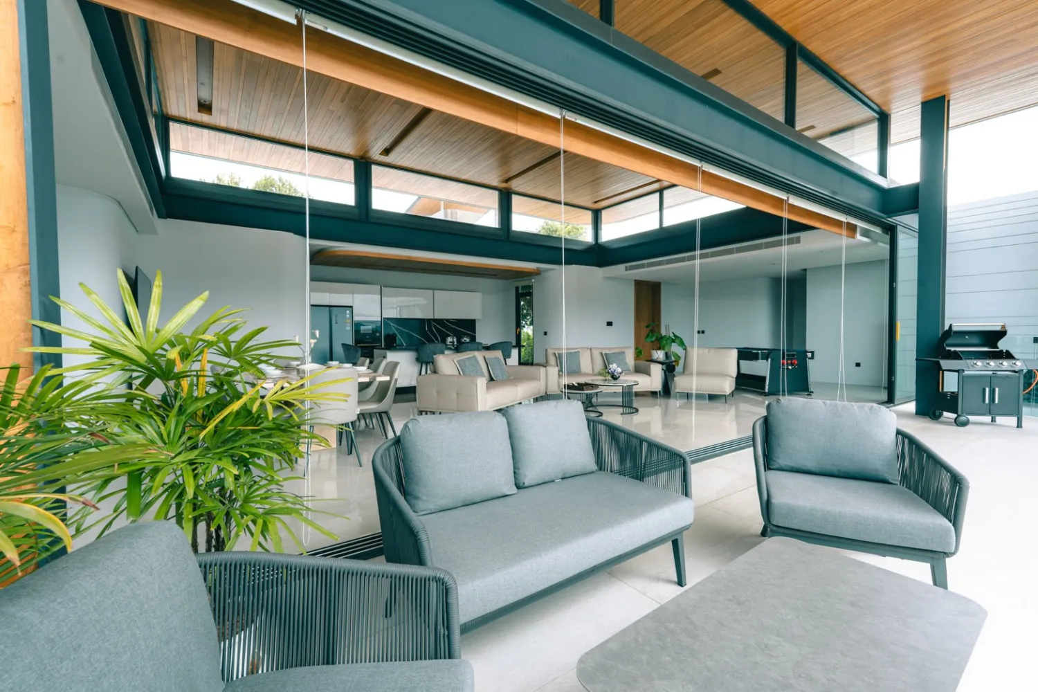 Property image - full photo 8
